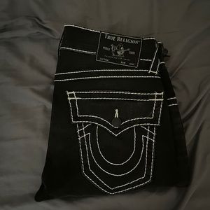 black true religion jeans white stitching